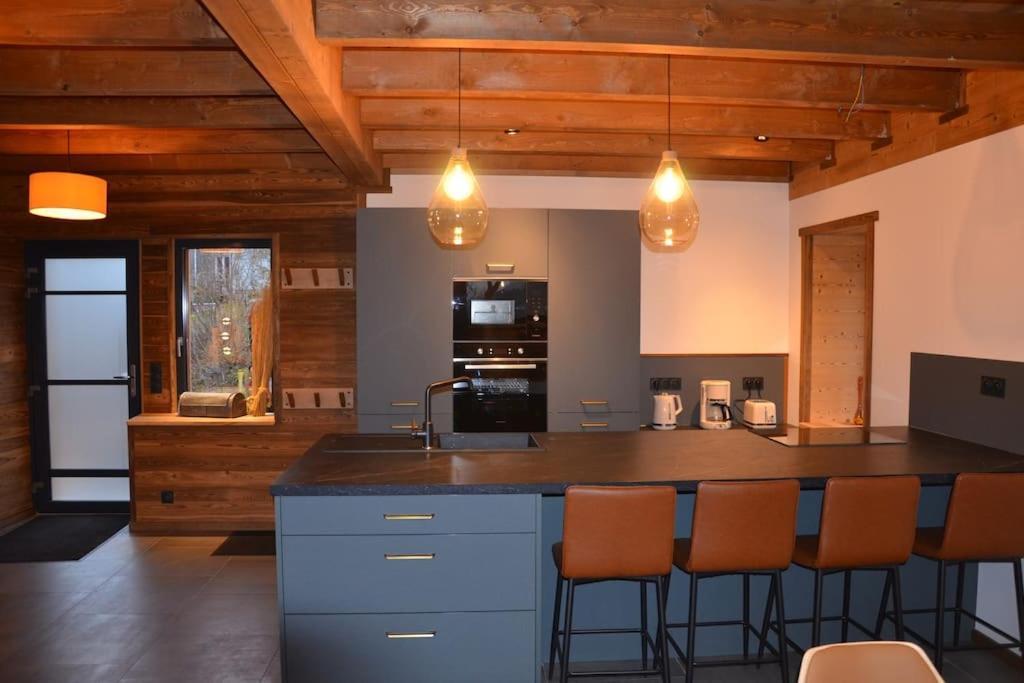 A La Cheneau Villa Rochesson Bagian luar foto
